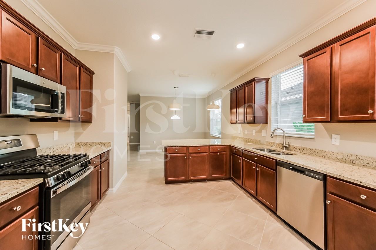 16128 Sabal Path - Photo 7 of 15