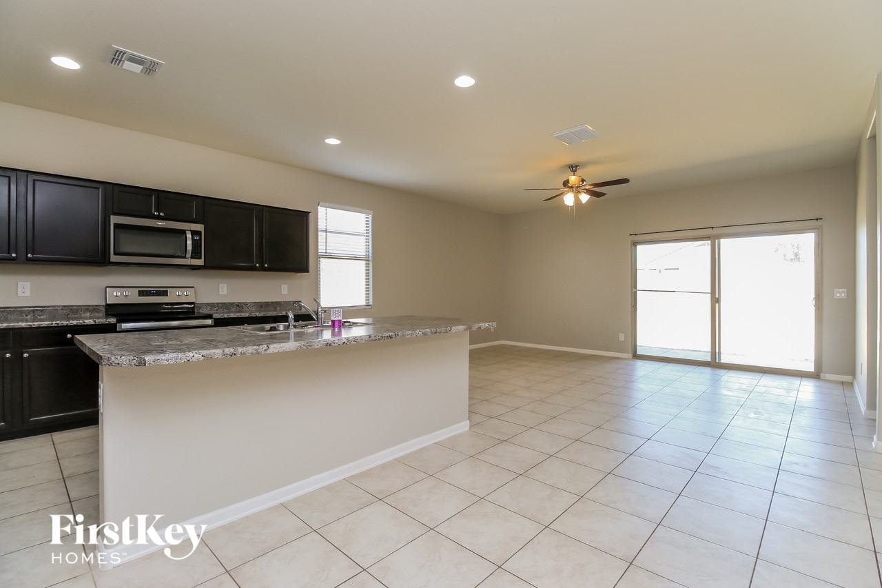 11376 E Sunflower Ln - Photo 2 of 15