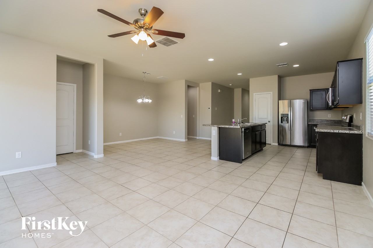 11376 E Sunflower Ln - Photo 5 of 15