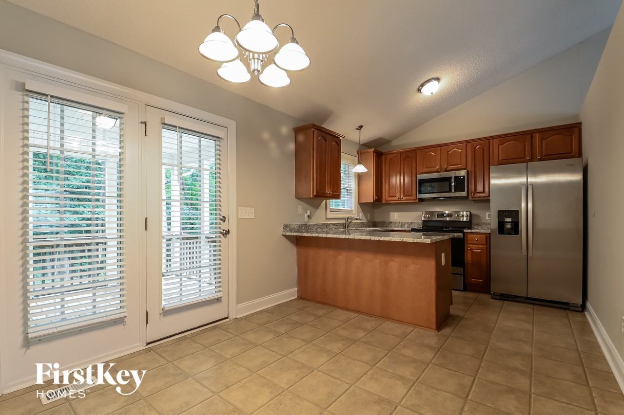 101 Ayden Dr - Photo 4 of 15