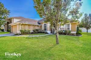 featured image of 2402 Bentshire Dr