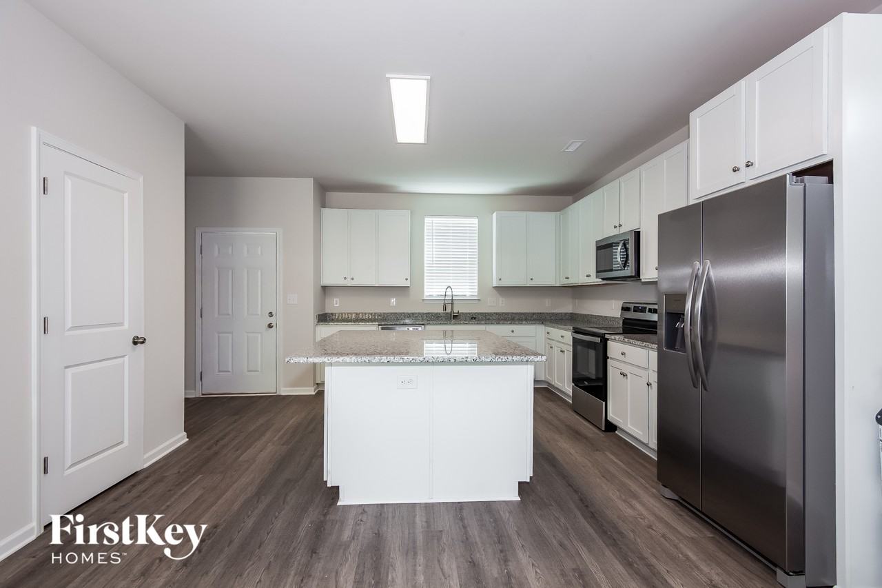 1754 Jenkins Rd - Photo 6 of 15