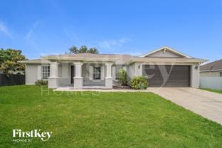 629 Ne Juanita Ct - Photo 1 of 1