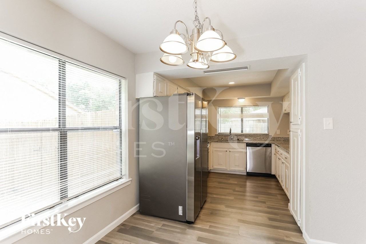 4483 Sweetgum Way - Photo 4 of 17