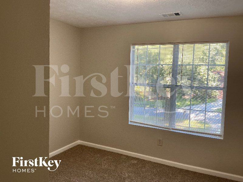 451 Cottonpatch Rd - Photo 7 of 11
