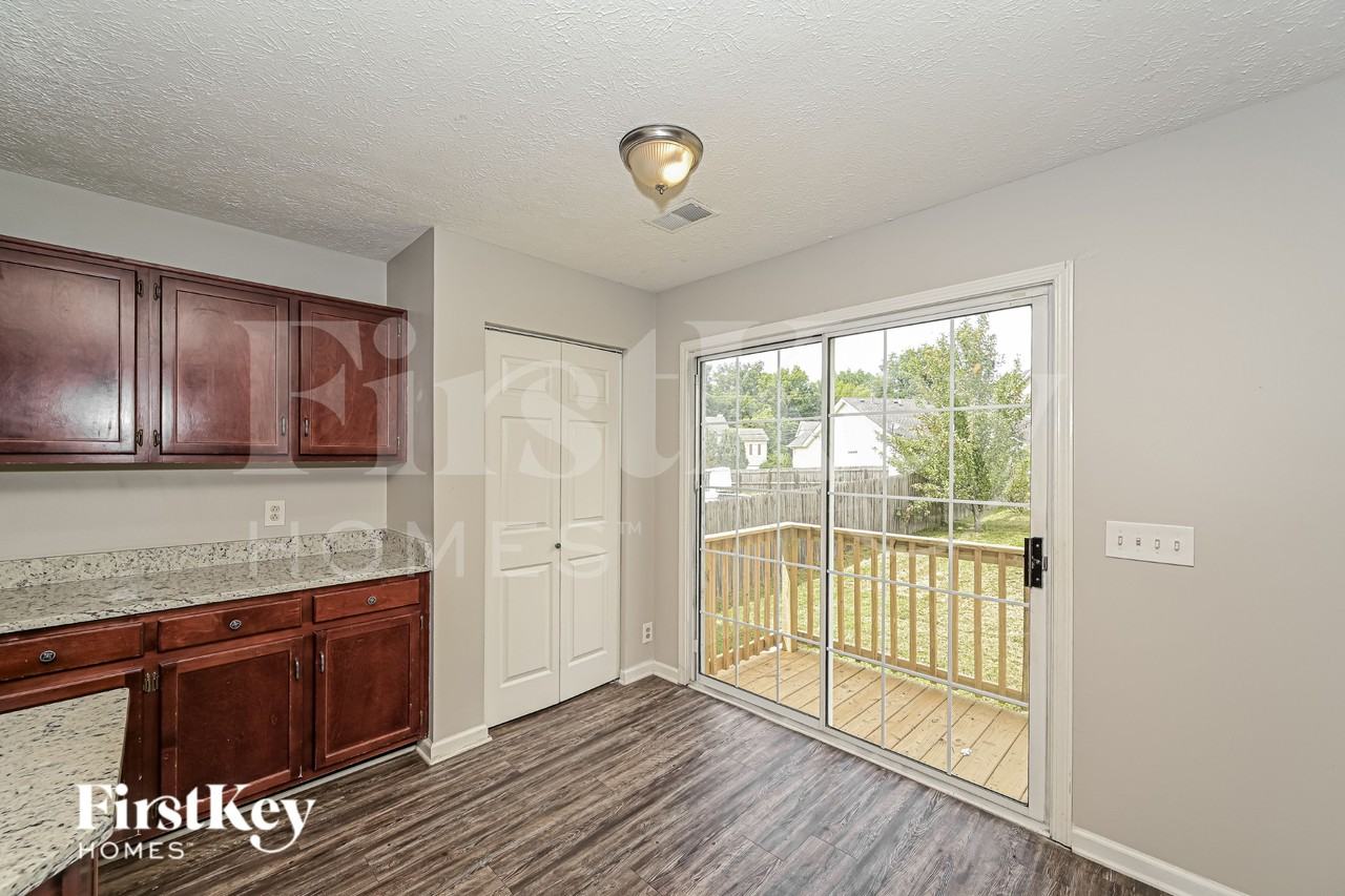 6005 Monroe Xing - Photo 5 of 19