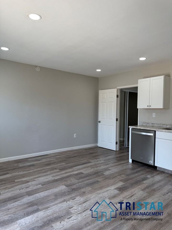 12227 Woodside Ave Ste A - Photo 6 of 15