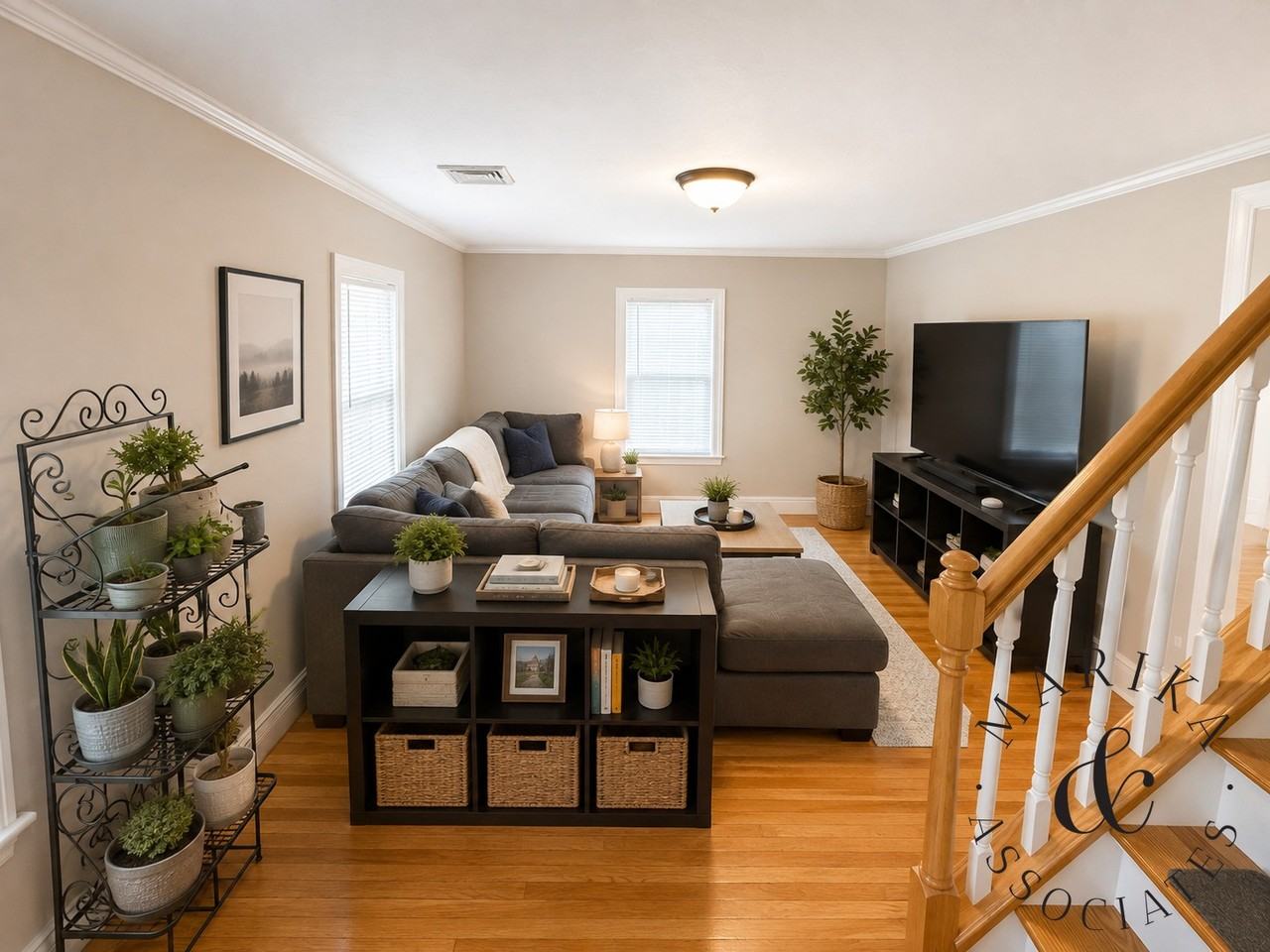 58 Oak St - Photo 2 of 18