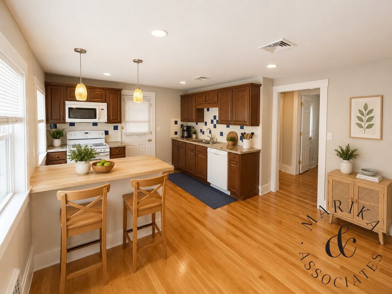 58 Oak St - Photo 6 of 18
