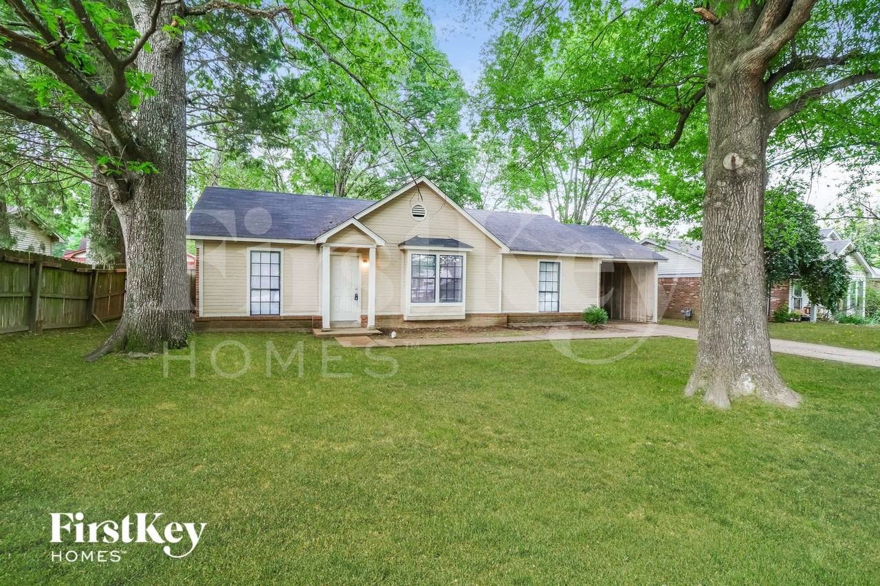 6684 Elmore Rd