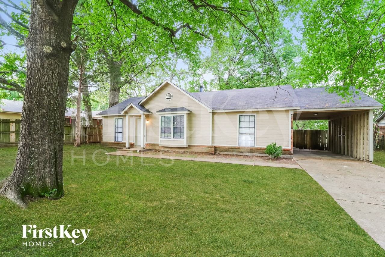 6684 Elmore Rd - Photo 2 of 15