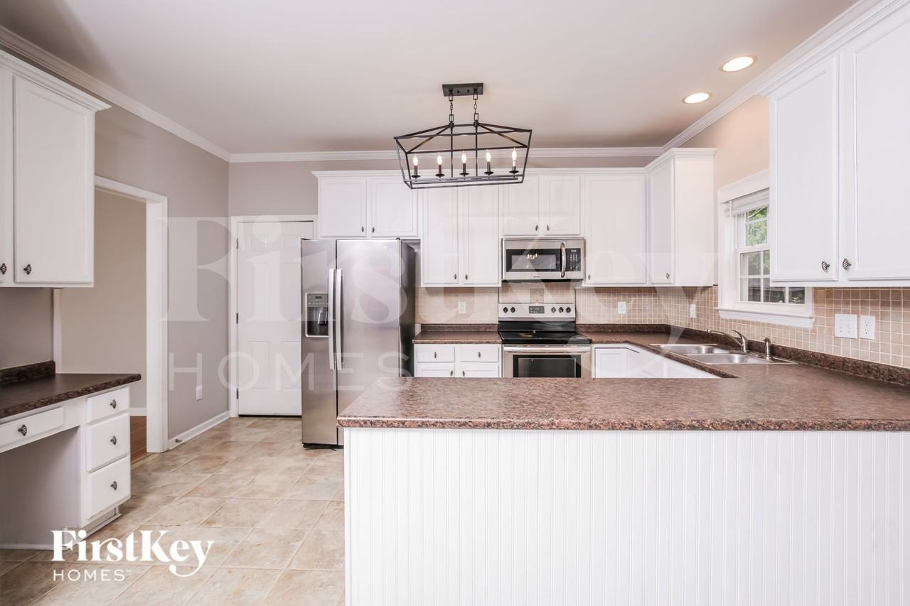 6313 Willowdell Dr - Photo 6 of 19