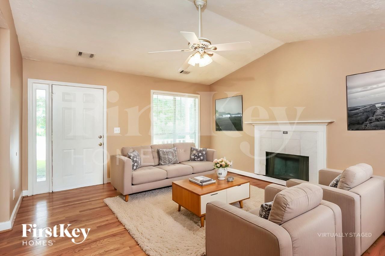 5082 Memory Ln - Photo 4 of 19