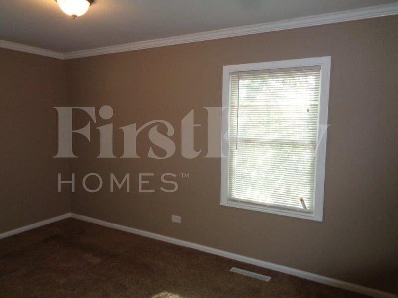 381 E Montana Ave - Photo 6 of 14