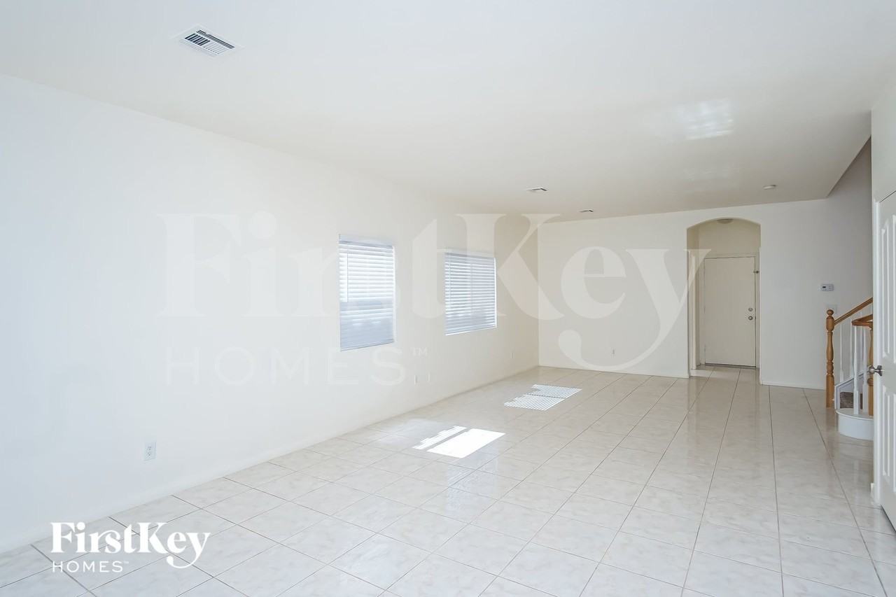 3758 Tranquil Canyon Ct - Photo 6 of 18