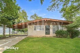 2560 Pheasant Dr - Photo 1 of 1