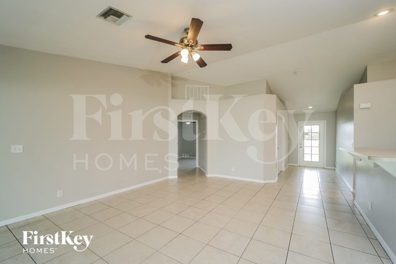223 Neterrace - Photo 5 of 19