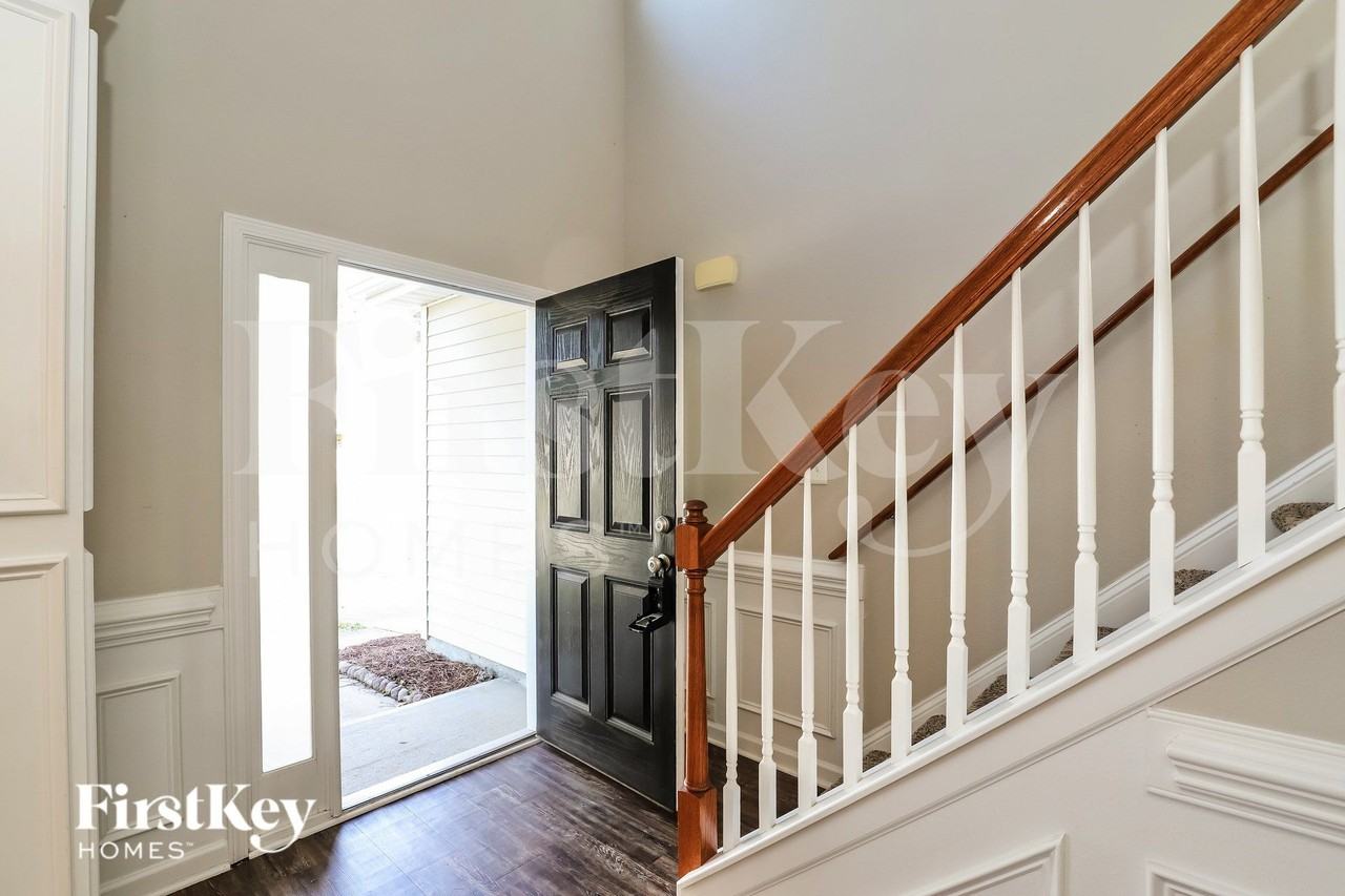 1415 Paulonia Way - Photo 3 of 16