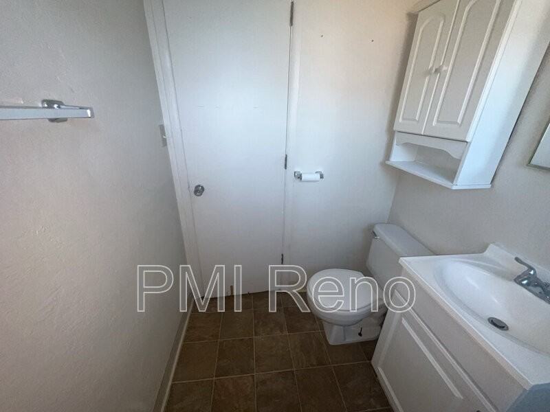 2075 Patton Dr #H - Photo 6 of 17
