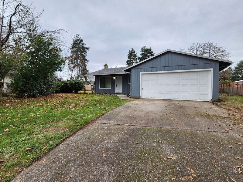 1829 Ne 23rd Ct - Photo 3 of 9