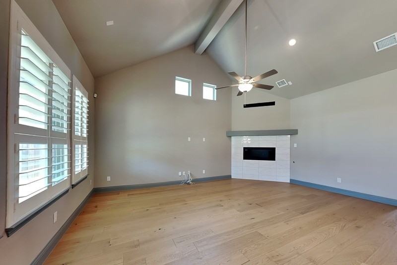 1930 Inwood Ln - Photo 3 of 22
