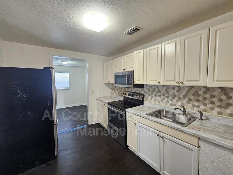 1734 35th St Nw - Photo 7 of 15