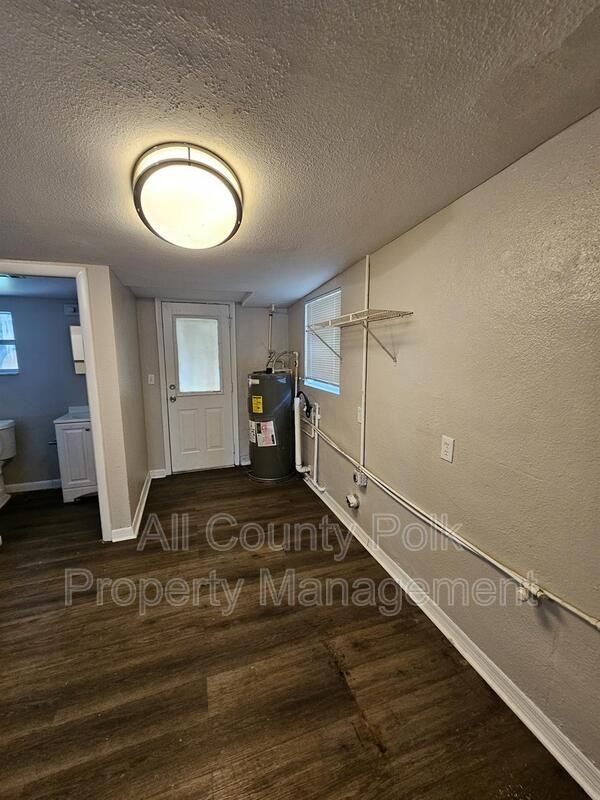 2619 Crutchfield Rd - Photo 4 of 12