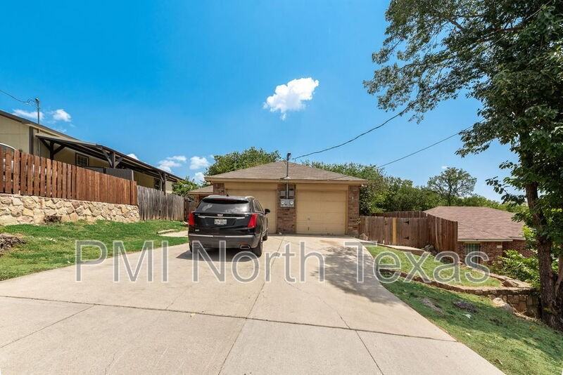 3008 Prairie Ave #A - Photo 4 of 23