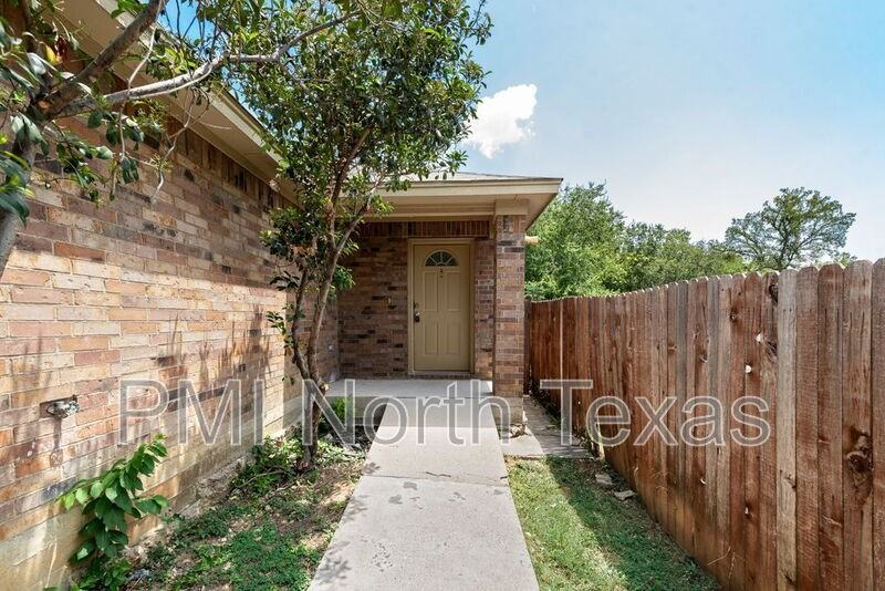 3008 Prairie Ave #A - Photo 5 of 23