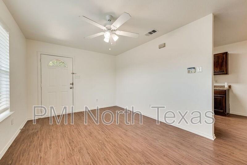 3008 Prairie Ave #A - Photo 6 of 23