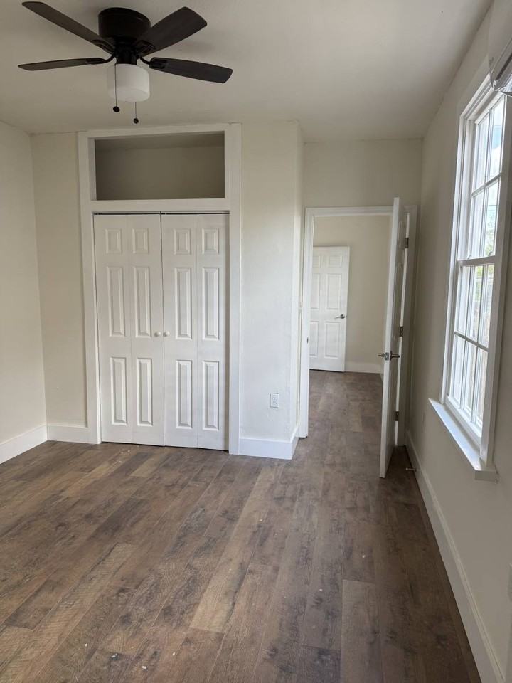 812 Vallette St - Photo 4 of 5