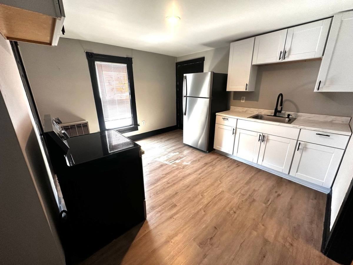 330 Lowell St #2FL - Photo 2 of 10