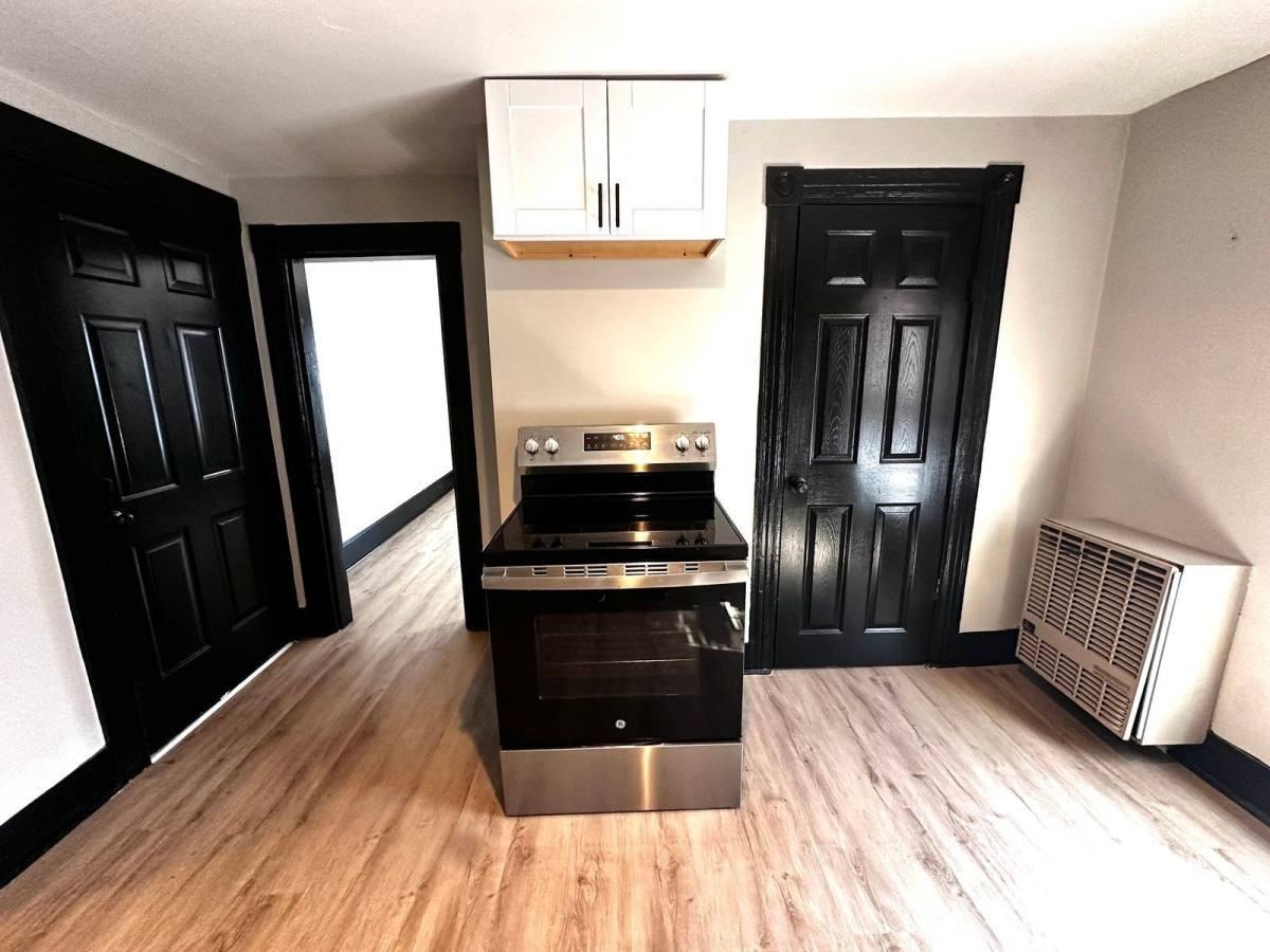330 Lowell St #2FL - Photo 6 of 10