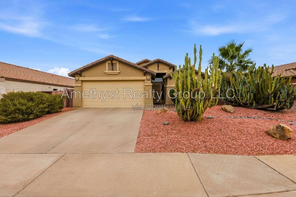 6691 S 4 Peaks Place - Photo 2 of 10