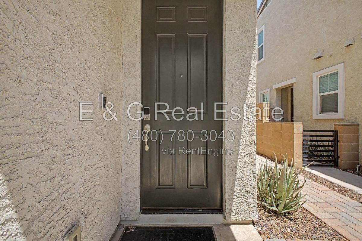 2771 S Chippewa Dr - Photo 4 of 10