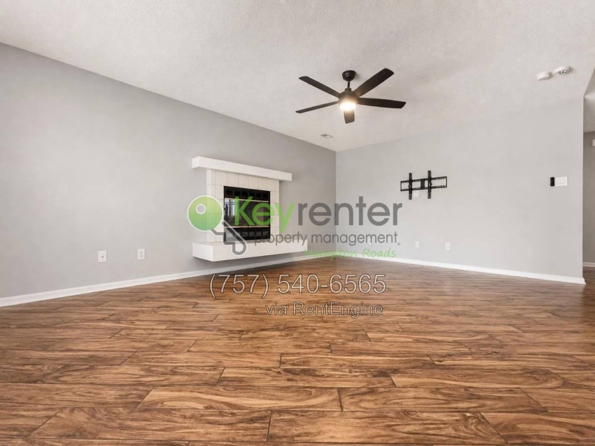 1197 Dovetail Ct - Photo 5 of 10