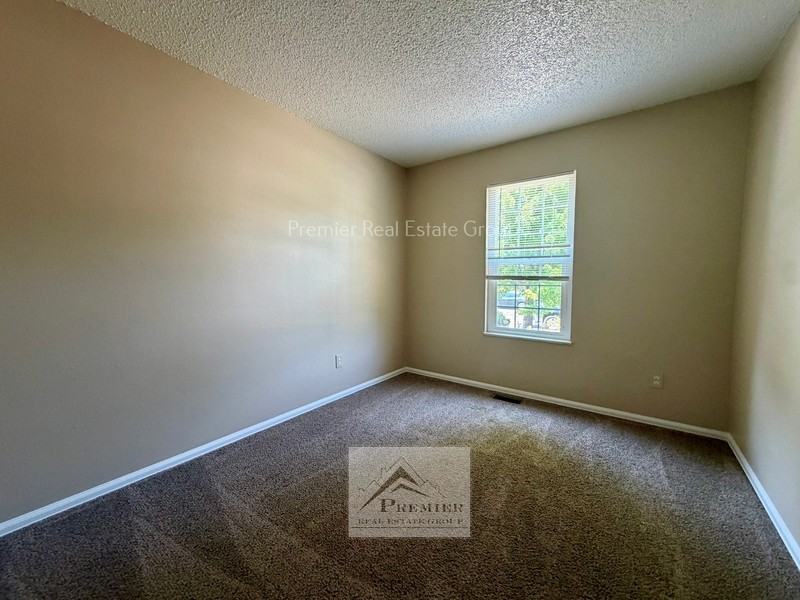 4645 Monica Dr - Photo 5 of 10