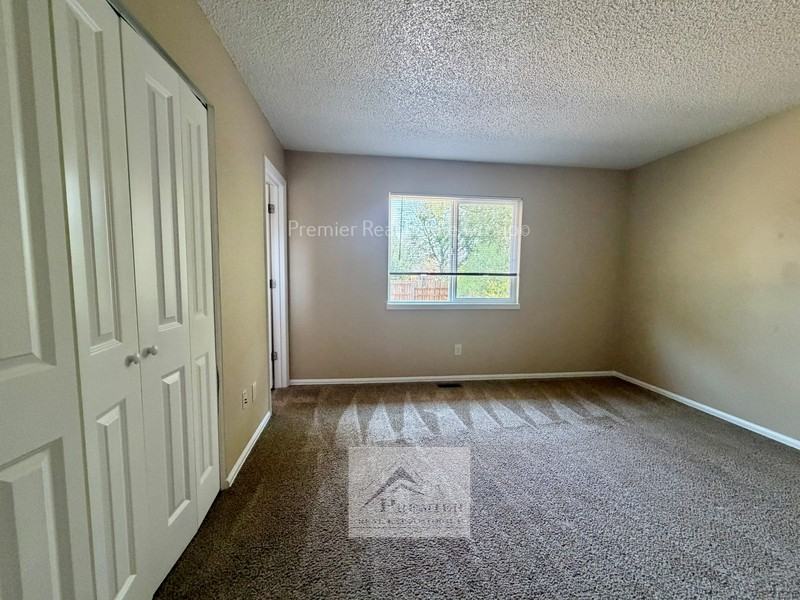 4645 Monica Dr - Photo 7 of 10