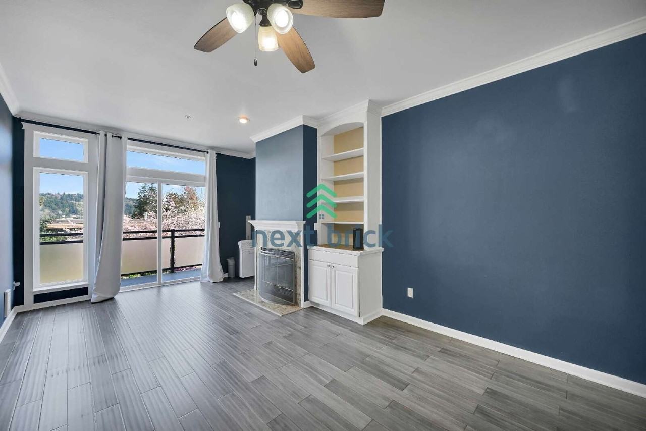 3841 175th Ave Ne #4 - Photo 4 of 28