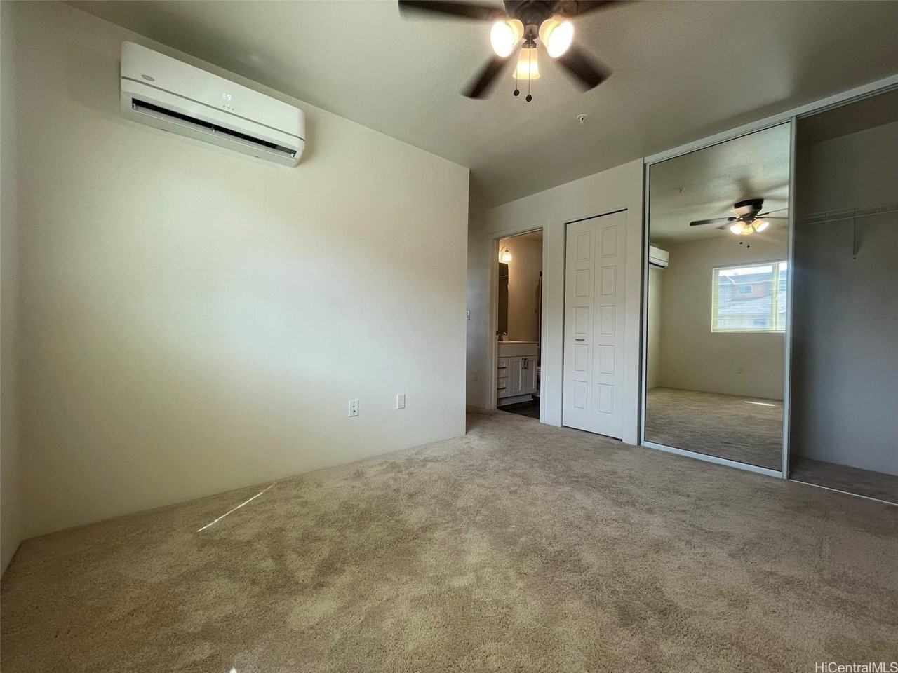 91-3633 Kauluakoko St #910 - Photo 6 of 25