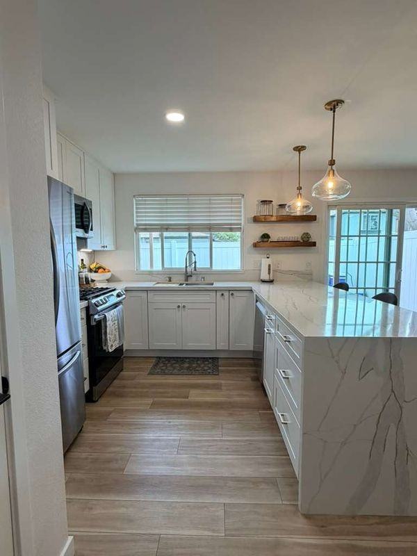 2144 Bluehaven Ct - Photo 6 of 32