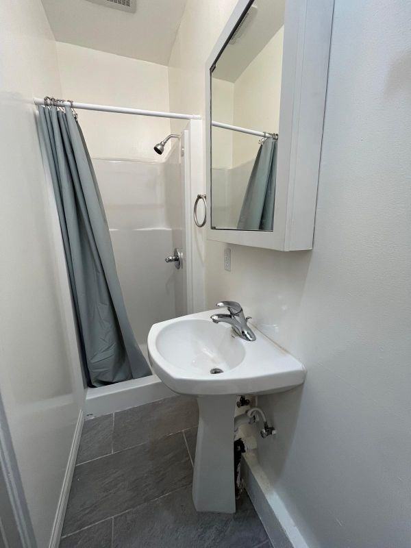 2645 Chadwell Ave - Photo 5 of 15