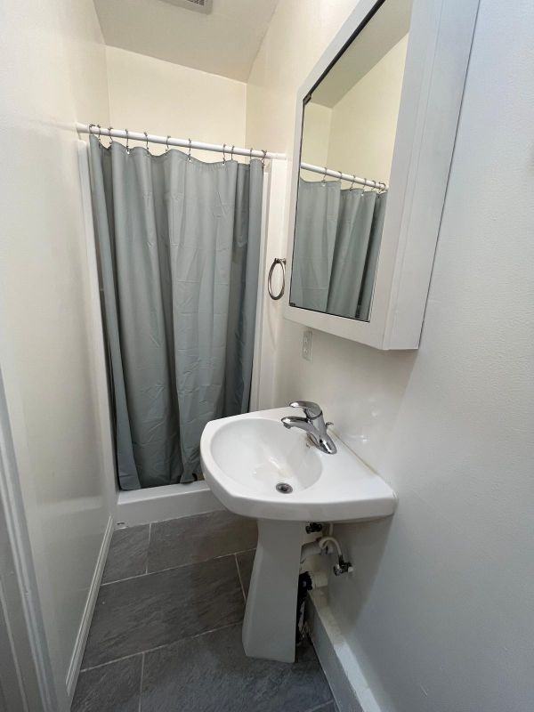 2645 Chadwell Ave - Photo 6 of 15