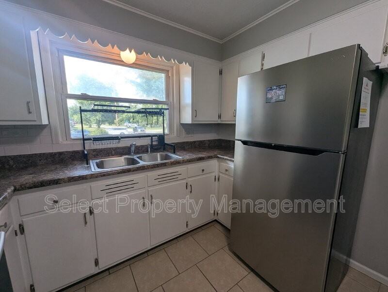3705 Saint Joe Center Rd - Photo 7 of 25