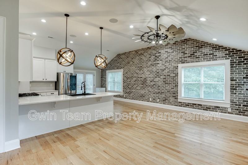 75 Cherry St - Photo 6 of 50