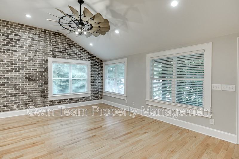 75 Cherry St - Photo 7 of 50