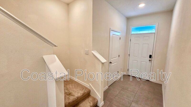 1737 Hovenweep Rd - Photo 4 of 36