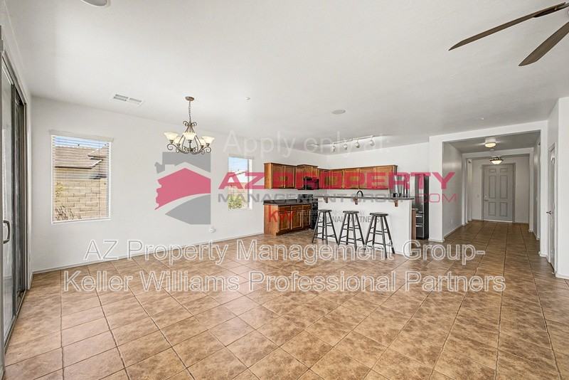 12653 W Duane Ln - Photo 4 of 16