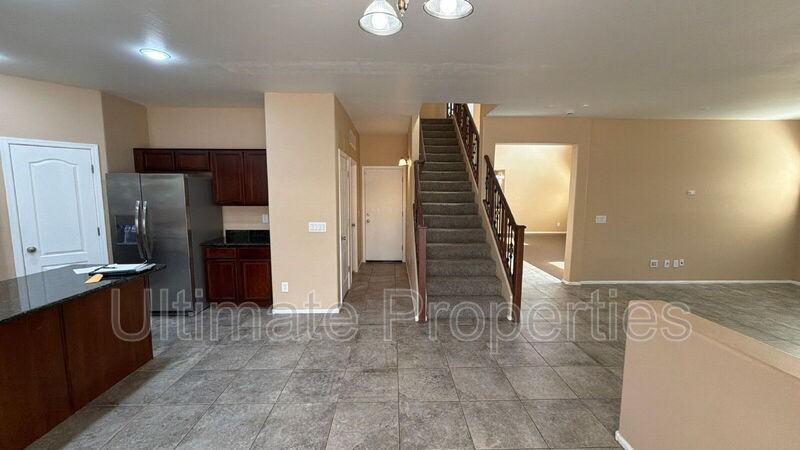 4245 E Folgers Rd - Photo 6 of 14