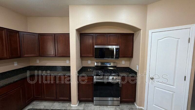 4245 E Folgers Rd - Photo 7 of 14